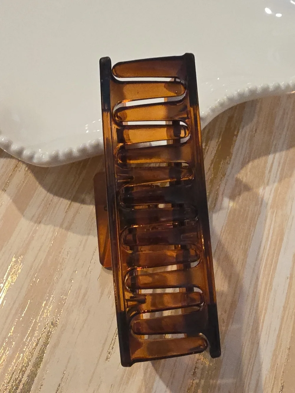 New! Tortoise Shell Geometric Hair Claw Clip